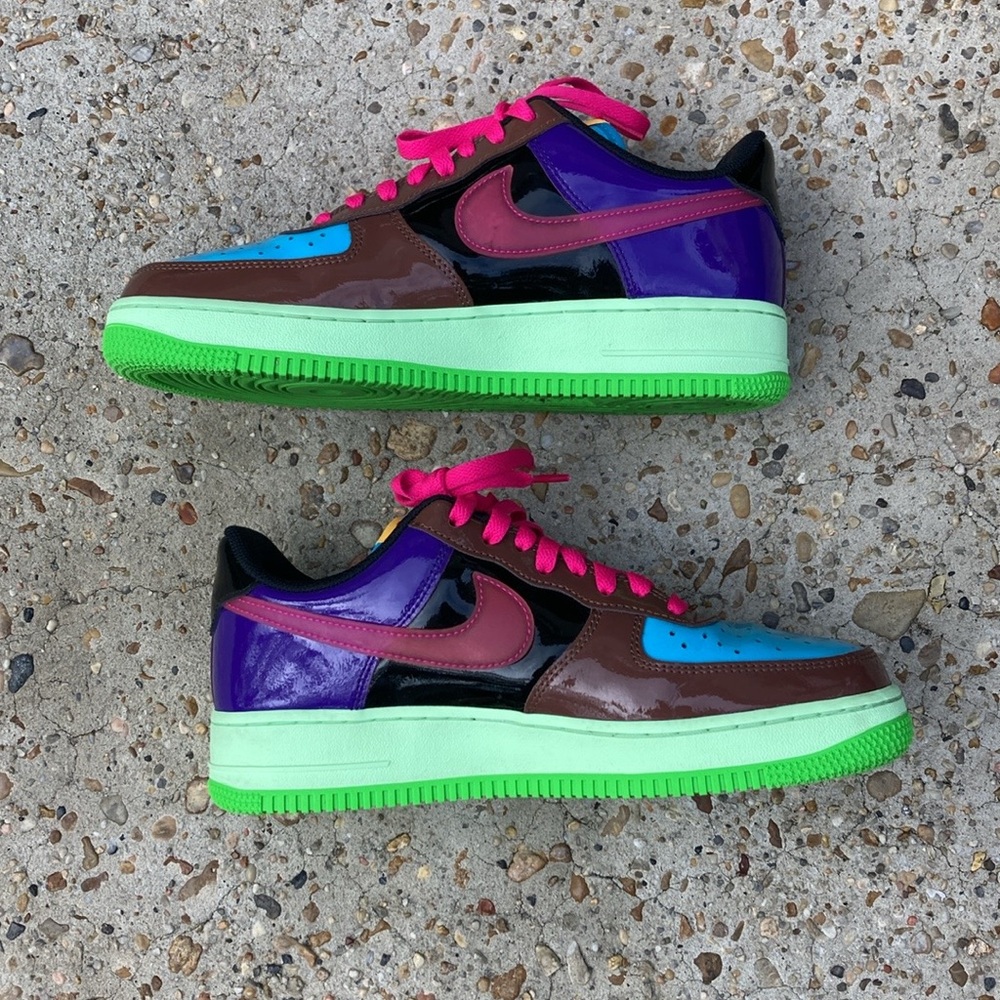 Nike Air Force 1 Low SP
Undefeated Multi-Patent Pink Prime